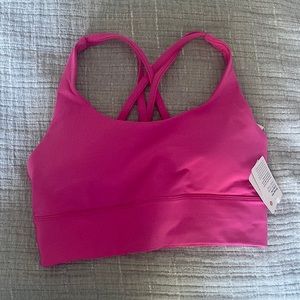 Lululemon Energy sports bra, long line, size 6. Never worn with tags on 💞🌸